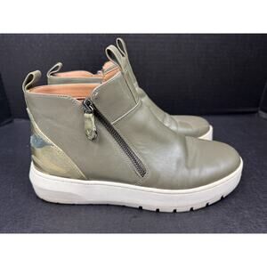 Vionic Leather Sneaker Ankle Bootie Brinkely Olive Green Camo Back Sz 7